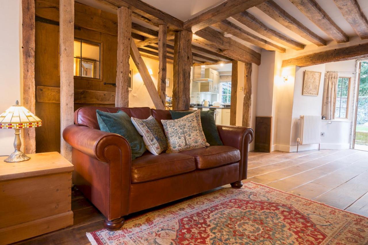 Miller Cottage A Luxury 1550'S Cottage In The Historic Centre Of Saffron Walden Exterior foto