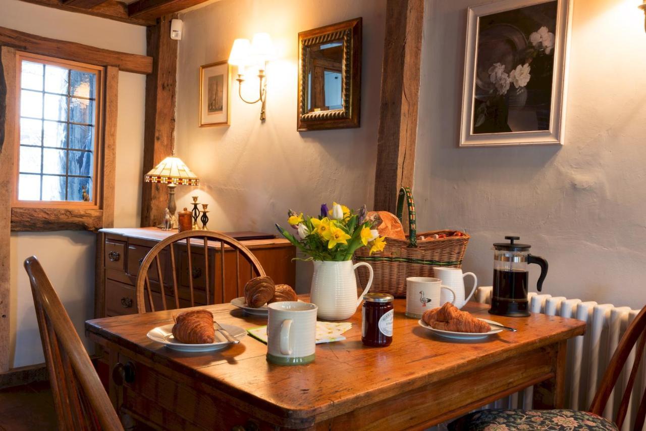 Miller Cottage A Luxury 1550'S Cottage In The Historic Centre Of Saffron Walden Exterior foto